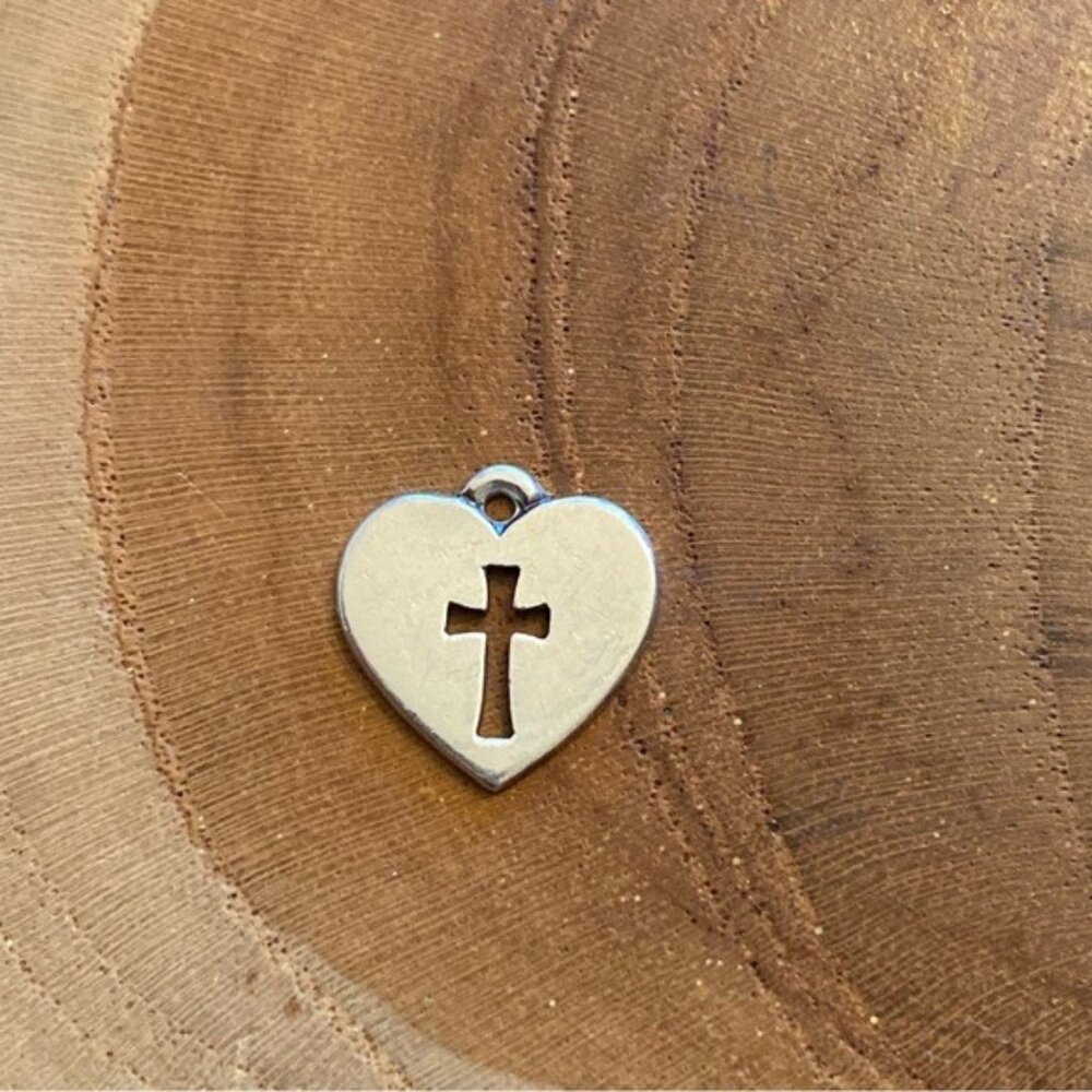 James Avery Crosslet Heart charm, Sterling Silver